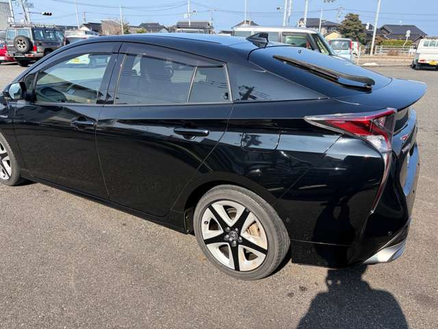 トヨタ プリウス 1.8 A ツーリングセレクション の中古車詳細 (71,000
