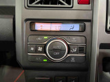 今お乗りのお車の価値が気になる方は、お気軽にお声がけください。査定士の資格を持ったスタッフが、丁寧に査定いたします