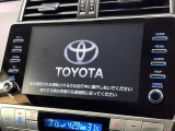 【メーカー純正ナビ】インテリアに溶け込むスタイリッシュな「専用設計」メーカーナビを装備♪視認性や操作性など基本性能にも優れ、より上質なカーライフをお楽しみいただけます。