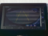 バックモニター付きで、車庫入れやバック時の後方確認をサポート。