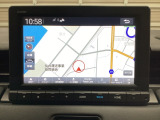 ワイド画面のナビゲーションはフルセグTV、インターナビ対応のGathers純正メモリーナビを搭載しています。Bluetoothオーディオ機能がありますので、スマートフォンなどの音楽も再生できます。