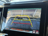 便利な【バックモニター】で安全確認もできます。駐車が苦手な方にもオススメな便利機能です。