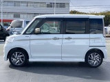 開閉ラクラク両側オートスライドドア付きです。リモコンや車内からでも開閉操作は可能です。