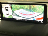 【360&deg;ビューモニター】専用のカメラにより、上から見下ろしたような視点で360度クルマの周囲を確認することができます☆死角部分も確認しやすく、狭い場所での切り返しや駐車もスムーズに行えます。