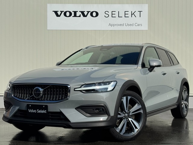 V60クロスカントリー ウルトラ B5 AWD 4WD 