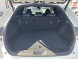 広々としたラゲージスペースを備えています。大きなものや長さのある荷物もしっかりと積み込めます。