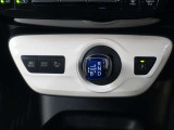 エレクトロシフトマチック(電子式シフトレバー)を採用しております(^^♪直感的に操作することができます!