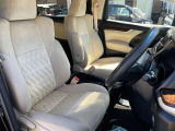見通しのよいすっきりとした視界で、誰でも運転しやすいです。運転のしやすさは疲れにくさにも繋がりますよ♪