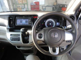 握りやすいハンドルで快適に運転が可能です!