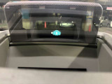 ヘッドアップディスプレイにはスピードメーターやナビルート、各種案内が映し出されます