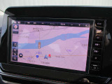 日産純正の地デジ対応ナビゲーションが装着されてます。