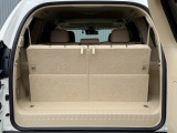 荷室も広々、たくさん荷物を積載することができます♪