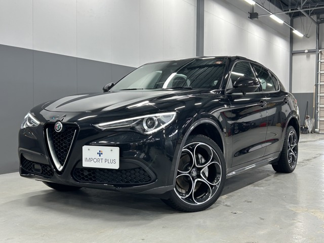 ステルヴィオ2.2 ターボ ディーゼル Q4 Ti 4WD