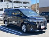 荷物をたっぷり載せて広々ドライビング♪夏でも冬でも、アウトドアやショッピングを思い切り楽しみましょう!