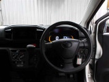 運転席に座ると☆こんな感じです♪