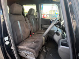 運転席シート廻りは使用感も少なく、良好な状態となっています。丁寧に使われていたことがよくわかりますね。