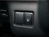 運転席ヒーターシート装備です。