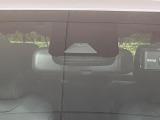 【トヨタセーフティセンス】走行中に前方の車両等を認識し、衝突しそうな時は警報とブレーキで衝突回避と被害軽減をアシスト。より安全にドライブをお楽しみいただけます。