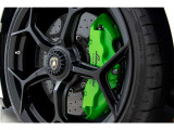 CCB with green calipers