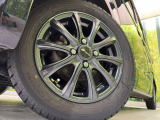 【14インチアルミホイール】外観にマッチしたアルミホイールを装着しております。各種アルミホイールや、スタッドレスタイヤも取扱いしております。是非ご相談ください♪