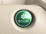 ★ECONスイッチ★ エコドライブを加速しよう!スイッチをONにすると、運転の仕方によるロスを抑え込み燃費をよくするようクルマが頑張ります(*^ー^*)燃費向上にチャレンジ♪