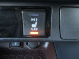 運転席と助手席には強弱ありのシートヒーターが装備されています。