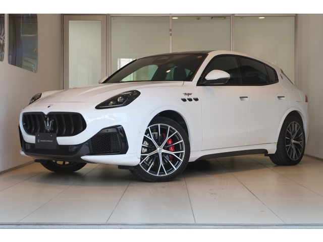 グレカーレ トロフェオ 4WD 