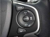 ◆アダプティブクルーズコントロール◆予め設定した車速内でクルマが自動的に加減速。前走車との適切な車間距離を維持しながら追従走行します。【LKAS】車線維持支援システムでステアリング操作を支援。