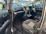 店舗にて現車の確認もいただけますので、お電話で在庫のご確認の上是非ご来店くださいませ。