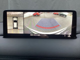 狭い場所での駐車やすれ違いなどでより的確な運転操作に役立つ360&deg;ビューモニターが装備されています