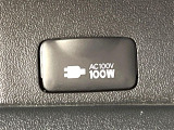 【100Wアクセサリーコンセント】消費電力100Wまでの家電が使えます。キャンプやスポーツ・アウトドアでのアクティビティはもちろん、災害・停電の際に大活躍♪