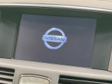 【メーカー純正ナビ】インテリアに溶け込むスタイリッシュな「専用設計」メーカーナビを装備♪視認性や操作性など基本性能にも優れ、より上質なカーライフをお楽しみいただけます。