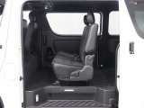 【R4年式/ハイエースバン/ディーゼル4WD/DARKPRIMEⅡ】オフロード&times;BLACKEDITION【全国納車可能】