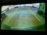 ガイドライン表示機能つきバックモニターです!バックでの駐車時など後方の安全確認ができて安心安全ですね♪