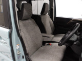 運転席の状態もグッド!高年式、低走行距離なので使用感などもほとんどなく、大変きれいな室内です!