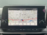 日産純正のナビになります。