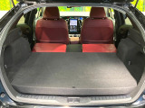 普段のお買い物や通勤、送迎等に十分な荷室スペースを確保しております。セカンドシートを倒すと、大きな荷物の積載も可能です♪