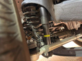 お車を安心してお乗りいただく為には、足回りの定期点検が欠かせません。サービスサポート(有償保証)では無料点検もご提供しており、安心のカーライフをお過ごしいただけるサポート体制が整っています。