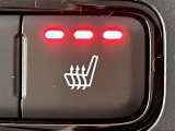 【シートヒーター】シートを温めてくれる暖房機器です!長時間座っていると負担が掛かりやすい背中や腰、または冬場などの寒い日に冷えやすい脚部に快適なぬくもりを伝えます。