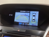 全方位モニターがついています! 車の周囲を360&deg;安全確認できるので、普段の駐車はもちろんの事、縦列駐車や幅寄せの際にも活躍してくれますよ。