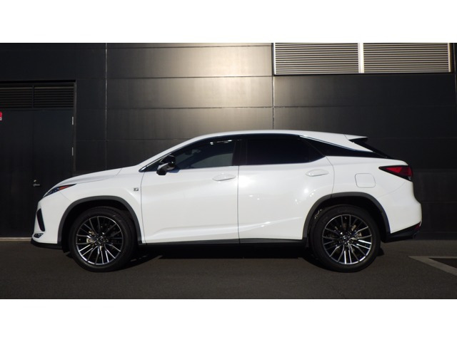 RX 300 Fスポーツ （3BA-AGL20W）