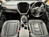 クロストレック 2.0 リミテッド 4WD 