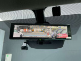 荷物をたくさん載せても後ろの確認が出来る便利なインテリジェントルームミラー!