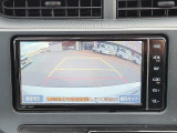 バックカメラ付きでバック駐車が苦手な方でも安心です♪
