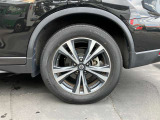 純正アルミホイール付です