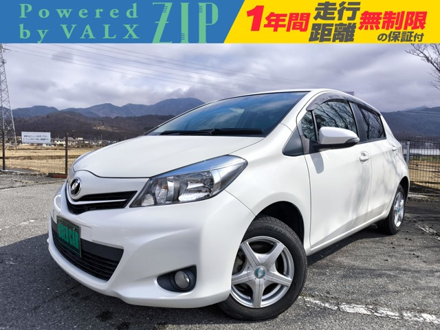 ヴィッツ1.3 F シエル 4WD