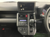 ご納車前に納車点検(法定12ヶ月点検相当)を実施し、基本性能に関わる機能や状態を徹底的に点検します。