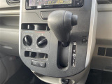 【 シフト 】シフトも操作しやすく快適なドライブを楽しんでいただけます。