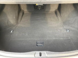 普段のお買い物や通勤、送迎等に十分な荷室スペースを確保しております。