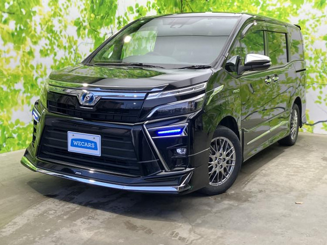 ヴォクシー1.8 ハイブリッド ZS 煌